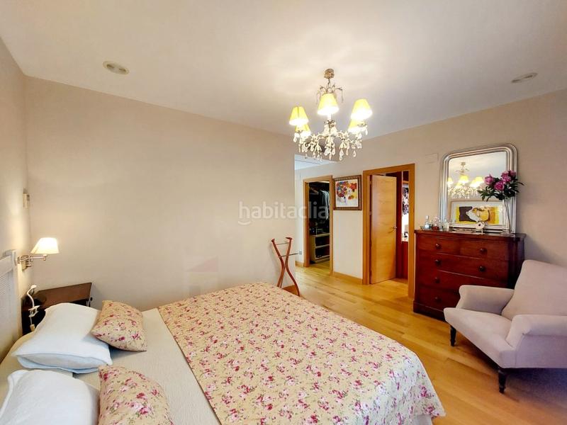 Foto b1092b5a-5f44-487e-bd1d-4392eb725270. Chalet exclusivo chalet de diseño en Carretera de Sevilla - Los Montitos Badajoz