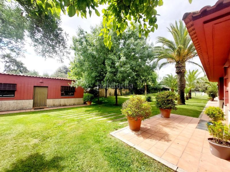 Foto c9065f2a-e386-48aa-bbfa-39deda7ebfd9. Chalet exclusivo chalet de diseño en Carretera de Sevilla - Los Montitos Badajoz