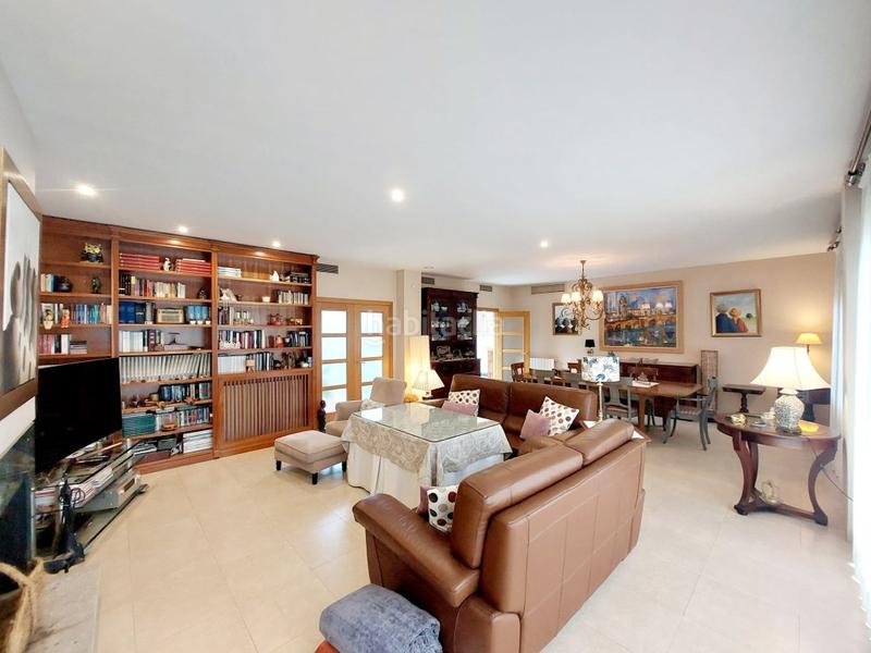 Foto d6f755c4-0c5a-4006-b77a-8227ee823144. Chalet exclusivo chalet de diseño en Carretera de Sevilla - Los Montitos Badajoz