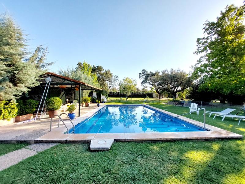 Foto f37ceb9d-249e-4a19-aacd-8de74562719f. Chalet exclusivo chalet de diseño en Carretera de Sevilla - Los Montitos Badajoz