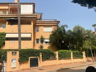 Pis  N/a. Marbella. alicate playa