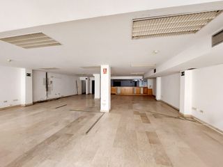 Rent Office space in Casco Antiguo. Av ronda del pilar