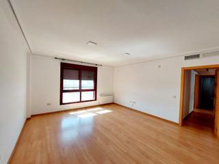 Appartement  N/a. Ronda norte con garaje