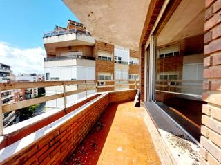 Appartement  N/a. A reformar. av. europa