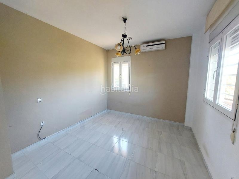 Foto 45b4e32a-3667-4e87-9ca3-d59c5e680f88. Chalet con parcheggio in Las Vaguadas Badajoz