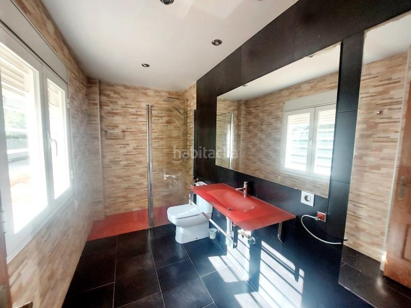 Foto 8d7bb9e4-eaab-4348-baa7-f0d0b49d3567. Chalet con parcheggio in Las Vaguadas Badajoz