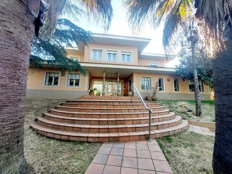 Foto b1b99e89-1c6d-4398-b425-10f219185419. Chalet con parcheggio in Las Vaguadas Badajoz