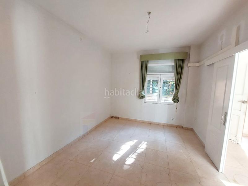 Foto c38de936-b08c-44ad-97fd-bffaa9cae479. Chalet con parcheggio in Las Vaguadas Badajoz