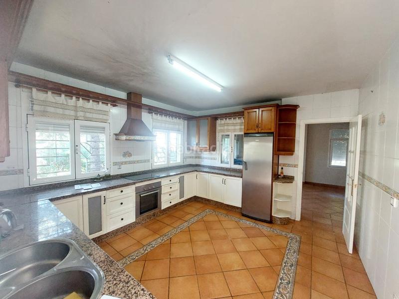 Foto e88964a1-64e1-489c-9f48-0e5bead43288. Chalet con parcheggio in Las Vaguadas Badajoz