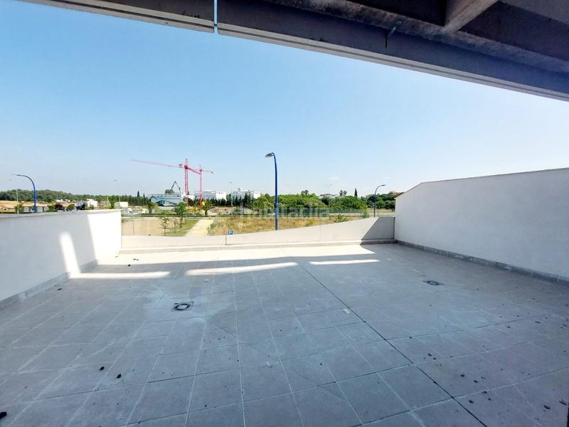 Foto e63be831-6ad3-45e7-98fb-1dacef5ac7ad. Pis amb piscina a Avenida Elvas Badajoz