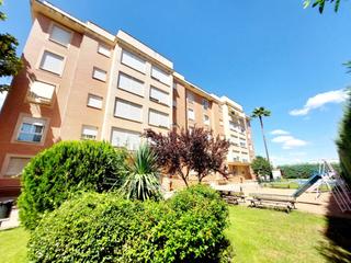 Appartement à Avenida Elvas. Urb. guadiana con piscina