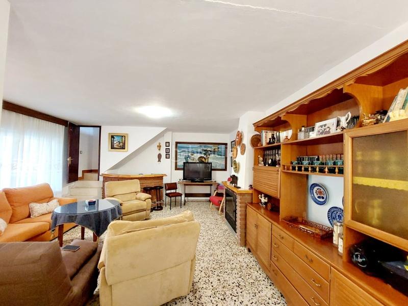 Foto 244cd5c6-3df8-4d66-af2b-6bc45877a168. Chalet con parcheggio in pedanías de Badajoz Badajoz