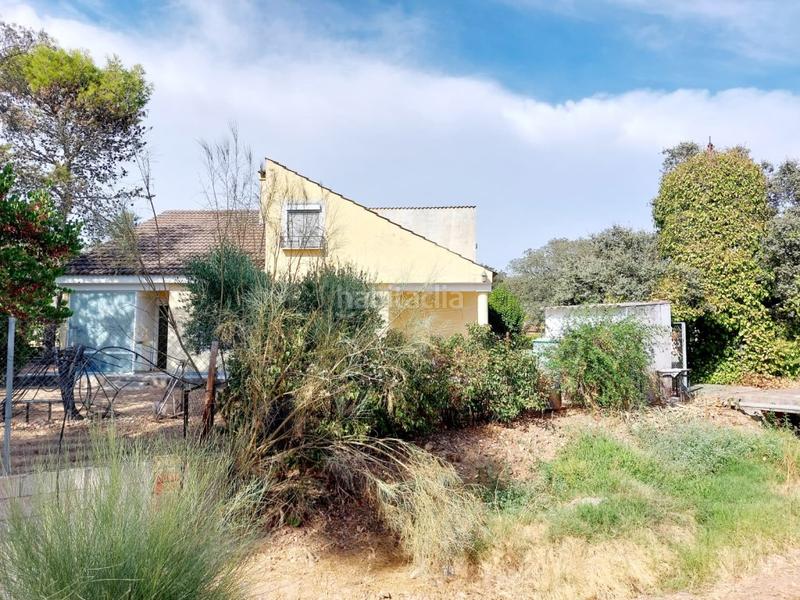 Foto 70aa6099-0c16-40f1-b422-53236cc56b05. Chalet con parcheggio in pedanías de Badajoz Badajoz