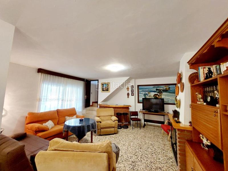 Foto b92c26b3-821e-4ed2-8182-c08a1eb77700. Chalet con parcheggio in pedanías de Badajoz Badajoz