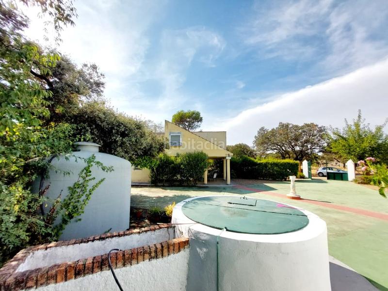 Foto cd4e60bb-84d6-40b9-88d9-4a967f6093cc. Chalet con parcheggio in pedanías de Badajoz Badajoz