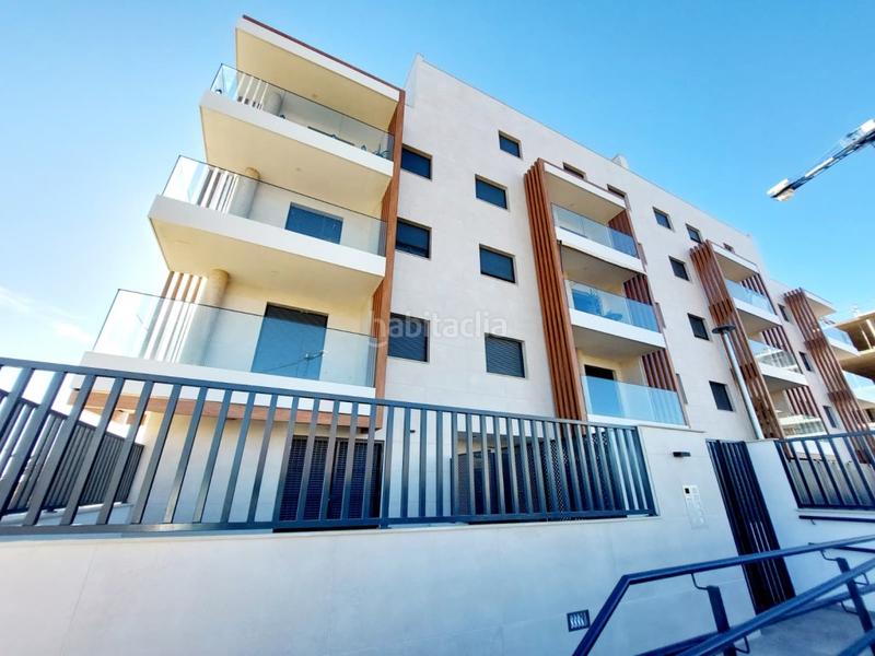 Foto d95ab50f-b6cd-46cf-97c8-8d62cac9bb3c. Rent duplex with parking in Avenida Elvas Badajoz