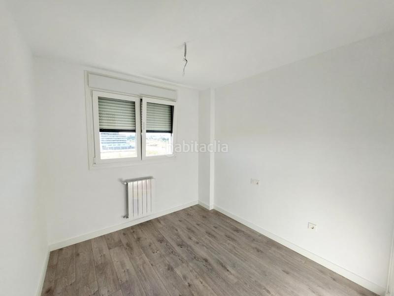 Foto fe1ae7e4-bc80-444a-b230-d58132b7b5b8. Rent duplex with parking in Avenida Elvas Badajoz