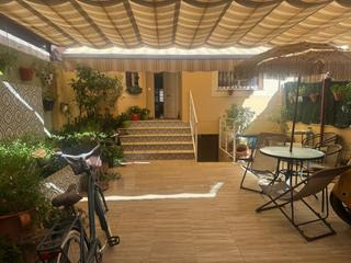 Maison jumelée  N/a. Chalet adosado en huerta rosales