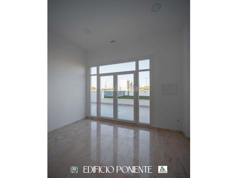 Foto 8ad46d51-f74b-4137-8f94-7b740f8c6ae9. Appartement avec piscine dans Avenida Elvas Badajoz