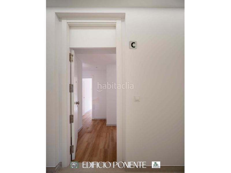 Foto b81732f3-b82f-4742-aee8-dbe5fe807206. Appartement avec piscine dans Avenida Elvas Badajoz