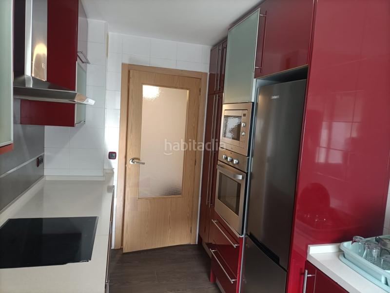 Foto 421d015b-2dfa-4656-9133-e005d7b14448. Piso reformado y luminoso piso en cerro gordo. en Badajoz