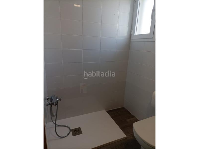 Foto d44c24d9-64a9-4cb3-94f4-d2152e76318f. Piso reformado y luminoso piso en cerro gordo. en Badajoz