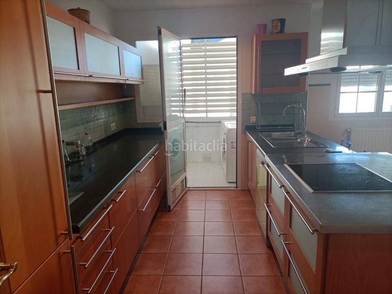 Foto 9ffd7cda-d40f-4158-8d19-cd8a4dbd2a20. Dúplex espectacular duplex atico en Avenida Elvas Badajoz