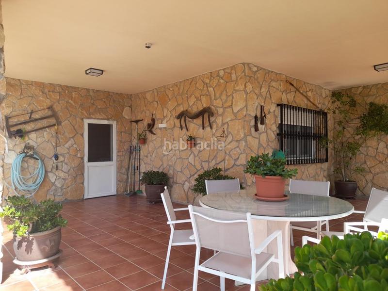 Foto e172a7df-3cb3-45e7-bbe2-fa34aff52c5a. Chalet avec parking dans Avenida Elvas Badajoz