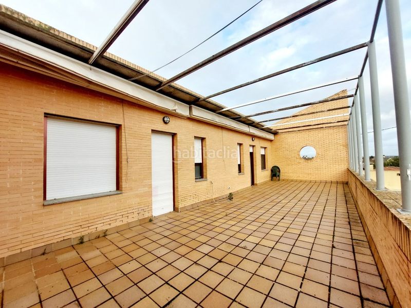 Foto 2185113c-73c0-4182-a659-74ee48d2762c. Chalet mit parking in Las Vaguadas Badajoz