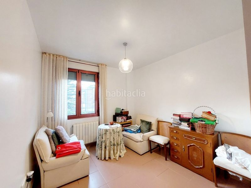 Foto 9e8ec23f-fdb9-4c6d-80b3-b9c63c47795d. Chalet mit parking in Las Vaguadas Badajoz