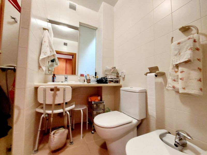 Foto a80e7b32-1735-43af-bcf8-a991e10f7d9d. Chalet mit parking in Las Vaguadas Badajoz