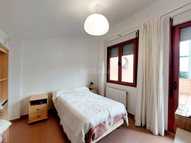 Foto ba8a8d8d-1056-4acf-8dd8-b4ac03c91bd7. Chalet mit parking in Las Vaguadas Badajoz