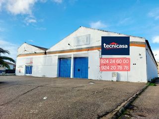 Nau industrial a Avenida Elvas. Av. elvas. almacen de bebidas