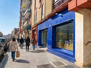 Local Comercial  Avenida juan pereda pila. Fantástico local comercial