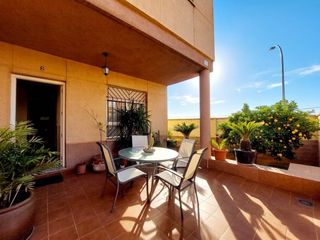 Casa a schiera in Maria Auxiliadora - Barriada de Llera. Barriada de llera