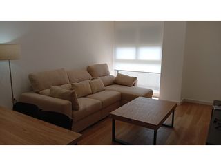 Miete Appartement  Nuno mocinha. Av. de elvas apartamento en alquiler a estrenar!!!