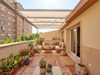 Dúplex a Casco Antiguo