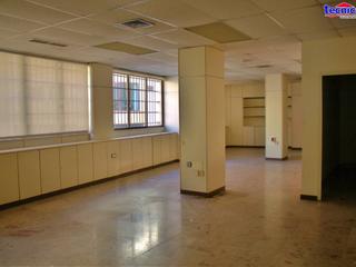 Oficina a Avenida juan carlos i, nº 6, esc. izqda, 1 izq. Oficina pleno centro totalmente acondicionada