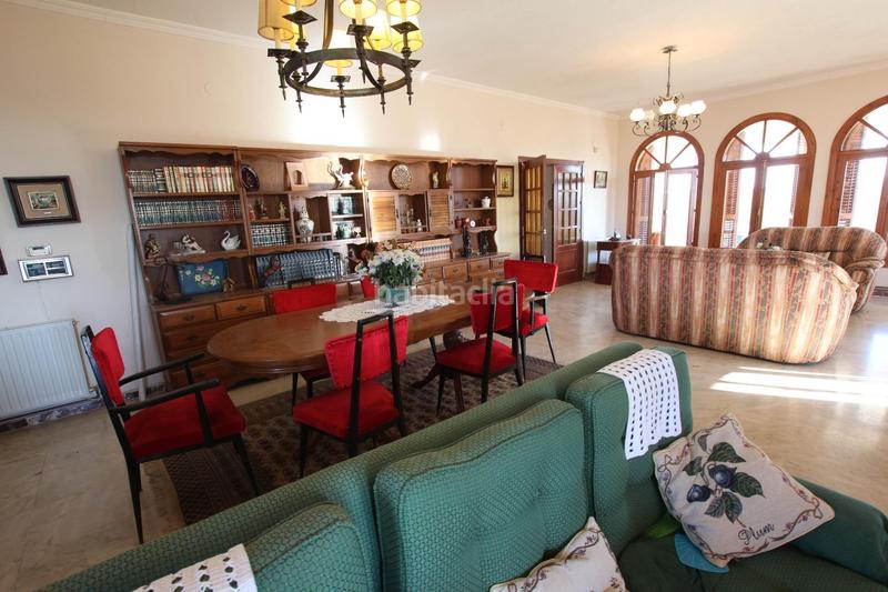 Foto 98a7b2c9-ca1a-4946-b3fd-73eaa3f418ea. Masía fantástica finca con chalet en Carretera de Sevilla - Los Montitos Badajoz