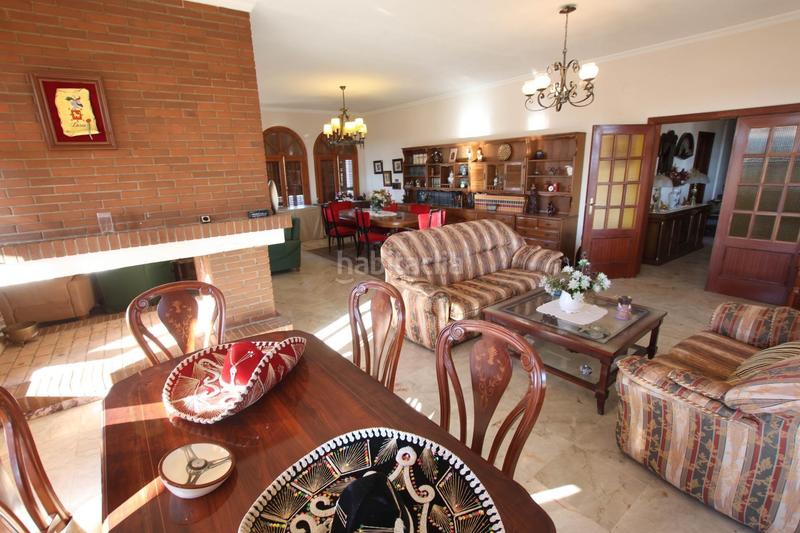 Foto b852bfe3-e445-408d-b25e-e0013442de9b. Masía fantástica finca con chalet en Carretera de Sevilla - Los Montitos Badajoz