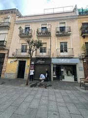 Edifici a Casco Antiguo. Amplio edificio en el corazón del casco antiguo de badajoz