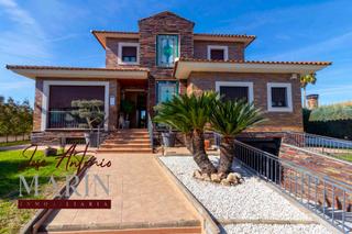 Chalet en Golf Guadiana. Espectacular chalet con piscina en golf guadiana!!!!