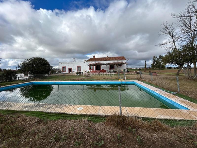 Foto d88cc655-3718-4f03-aefd-25c4570415d1. Country house with pool in Casco Antiguo Badajoz