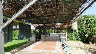 Chalet en Carretera de Sevilla - Los Montitos. Precios chalet con piscina totalmente legalizado para entrar a v