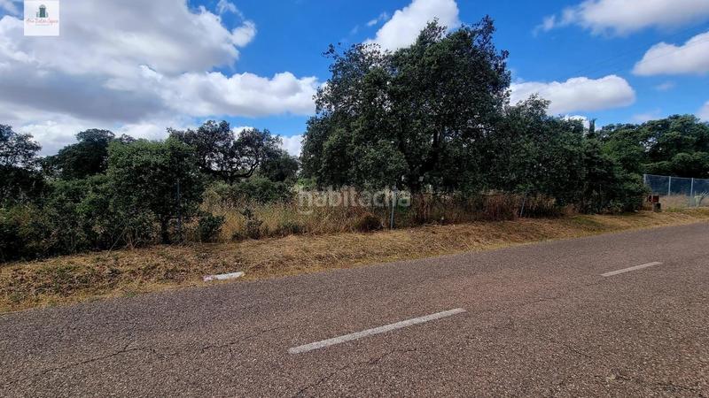 Foto f9d98854-8b20-4c9a-aca2-ef9bba27baaa. Terreno residencial terreno de 5000 m2 en urbanización tres arroyos, en Badajoz