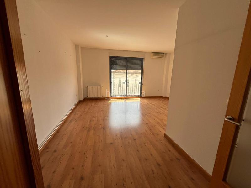 Foto 857dc9bf-a52e-4f93-b29c-a731d86b25c6. Flat with heating parking in Avenida Elvas Badajoz