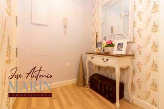 Appartement en Avenida Elvas. Amplio y luminoso piso en cuartn cortijo
