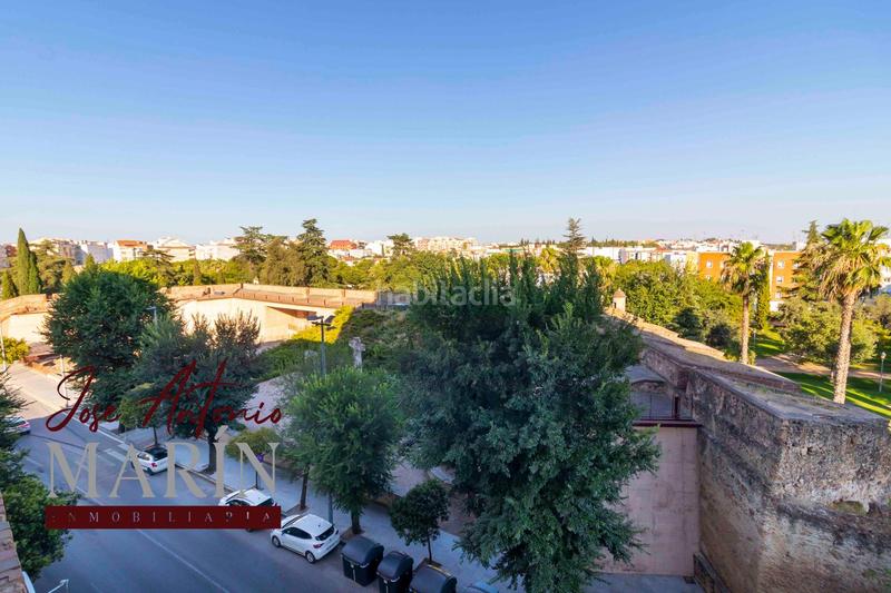 Foto ff50c93c-8244-4e3f-8bfe-de8f057aa96a. Appartamento con riscaldamento in Casco Antiguo Badajoz