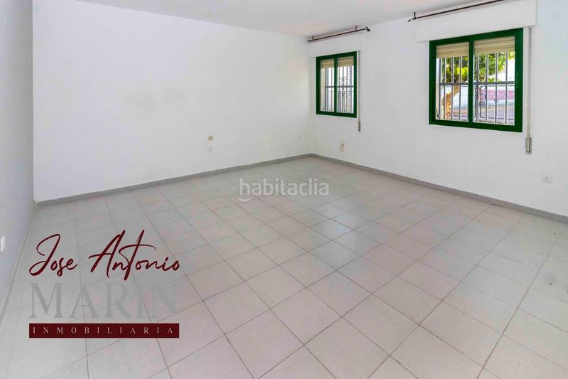 Foto 0ad3c5e4-6bbf-43ee-9362-e462b0413423. Casa amb aparcament a Valdelacalzada