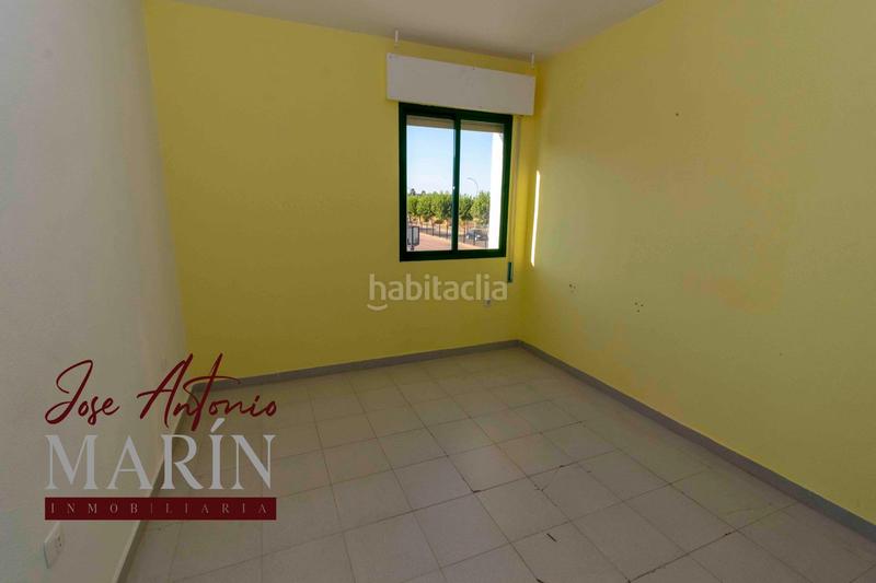 Foto 48a9a2b3-c5b5-43fe-af3b-6605a117b330. Casa amb aparcament a Valdelacalzada